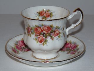 Vintage Rare Paragon English Bone China Teacup & Saucer Elizabeth Cabbage Rose