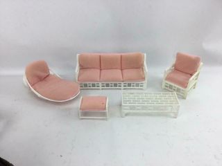Vintage Barbie Size 1985 Multi Toys Patio Furniture 5 Pc.  Set W Pink Cushions