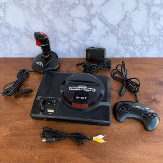 With Rare Joystick Sega Genesis Model 1 (1601) Complete Console & Controller