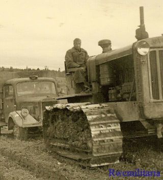 Rare German Elite Waffen Soldier Using Russian Tractor To Pull Lkw Trucks