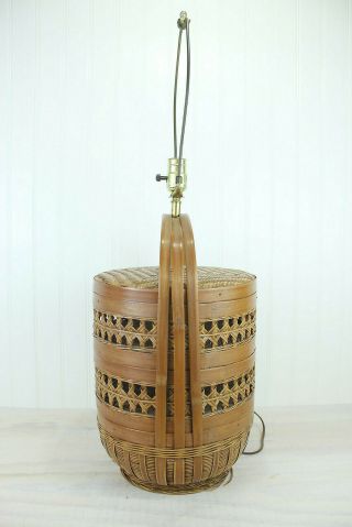 Vintage Mid Century Asian Bamboo Wicker Basket Table Lamp 3