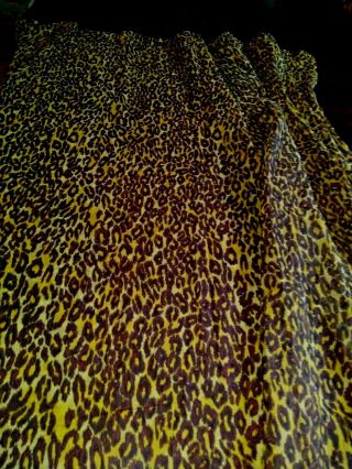 Shower Curtain Vintage Spring Leopard/Black Velvet 70 