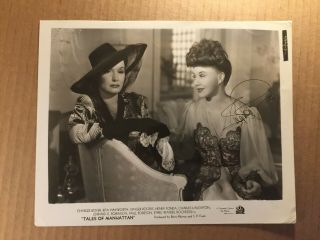 Ginger Rogers Rare Vintage Autographed 8/10 Photo