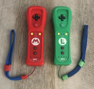 Rare Authentic Nintendo Mario & Luigi Combo Wii Remote Motion Plus Controllers