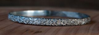 Estate Vintage Antique Sterling Silver Repousse Flowers Bangle Bracelet 12.  5g