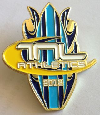 The Next Level Tnl 2012 Athletics Surfing Surfboard Pin Badge Rare (e4)
