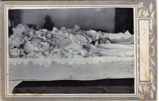 Cabinet Type Dead Post Mortem Funeral Children Child In Coffin - Antique