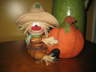 Primitive Hc Halloween Fall Sitting Scarecrow W/ Pumpkin Doll Shelf Sitter