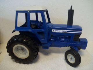 Rare Vintage 1/12 Scale Ertl Ford 9700 Cab Tractor (repainted With Parts)