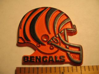Vintage Nfl Football Helmet Cincinnati Bengals Standing Board Magnet Rare