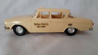 1962 Rambler Classic Taxi Jo - Han 1:25 Scale Promo Car Snap - Kit Model Yellow Rare