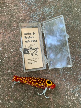 Vintage Texas Fishing Lure Bingo Hump M5 Translucent Red With Yellow Spots Paper