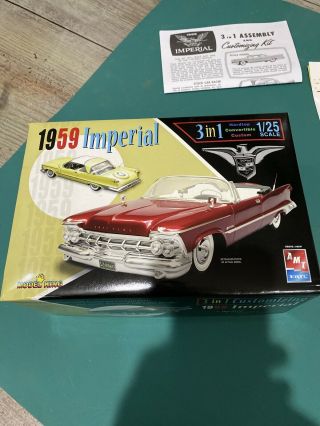 Amt 1959 Chrysler Imperial Hardtop 1:25 Model Kit 3in1 Model King
