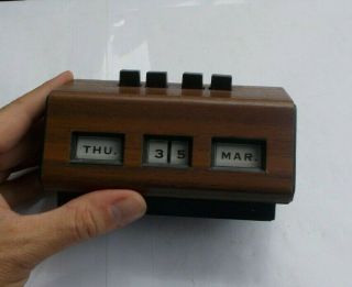 Rare Vintage Push Button Flip Desk Calendar Uk Rego Co.  Day Date Great Shape