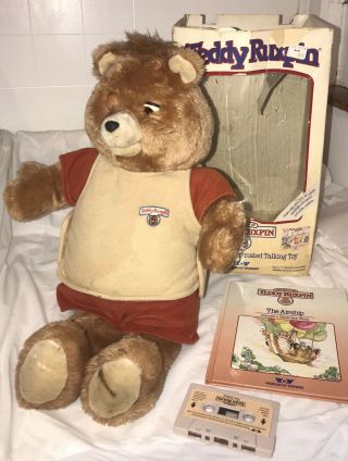1985 Wow Teddy Ruxpin Talking Bear,  Book,  Cassette - - - Eye Broken