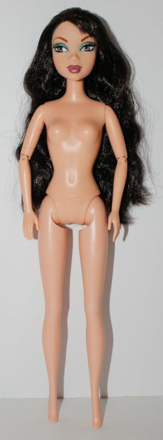 Nolee Chillin Out Barbie My Scene Doll Raven Straight Hair Purple Eyes Rare 2