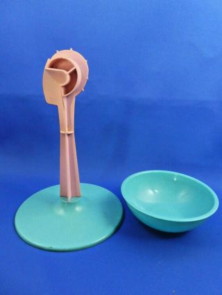 Vintage Barbie - Color N Curl Color Magic Wig Stand And Mixing Bowl