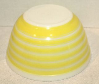 Rare Vintage Pyrex Yellow Stripe 402 1 1/2 Qt Mixing Nesting Bowl