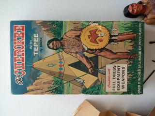 VINTAGE RARE CHIEF CHEROKEE THE MOVABLE INDIAN BY MARX AND ACCESSORIES 2