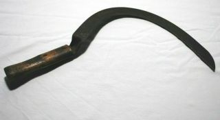 Vintage Antique Wood Handle Scythe Sickle Primitive Farm Harvest Reaper Tool
