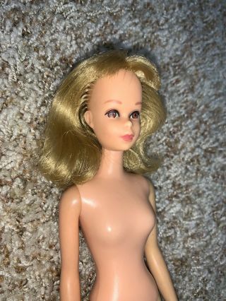Vintage Mattel Barbie Straight Leg Francie Doll Blonde 1965 3