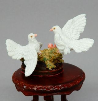 Vintage Victorian Dove Sculpture Dollhouse Miniature 1:12