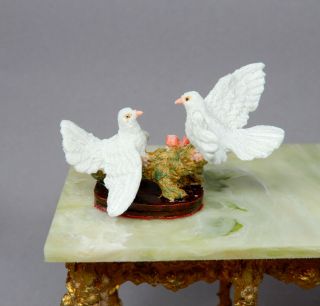 Vintage Victorian Dove Sculpture Dollhouse Miniature 1:12 2