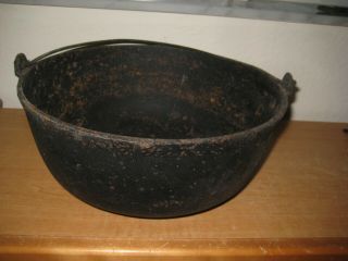 Antique - Primitive Cast Iron / Deep Cooking Pot / With Gate Mark / 5