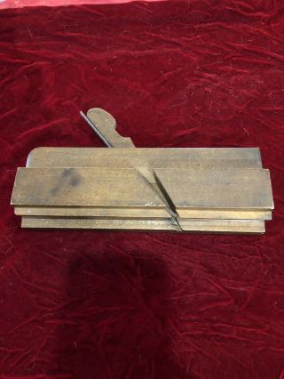 Antique Wood Molding Plane Union Factory H.  Chapin Boxed Beading Round 1/8