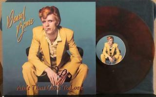 David Bowie Aint That Close To Love Rare Nm - 2015 Unofficial Red Marble Lp Spain
