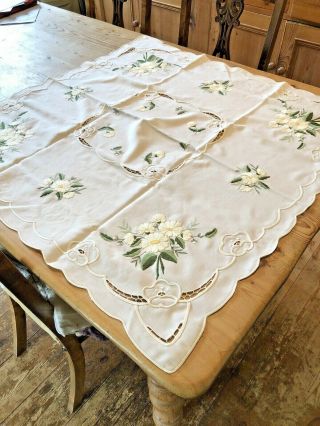 Vintage Cream Square Tablecloth With Floral Embroidery Detail 34” Sq