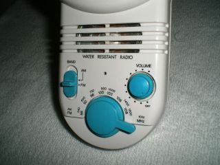 Vintage Poly AM/FM Water Resistant Radio with Analog Clock,  Model 2288, 3