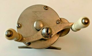 Vintage Pflueger Akron Bait Casting Fishing Reel Usa