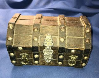 Vintage Retro Small Wooden Treasure Chest Storage Jewelry Trinkets Box Old
