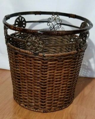 Vintage Medallion Wicker Round Waste Basket,  Brown,