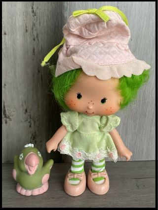 Strawberry Shortcake Doll Lime Chiffon & Pet Parrot Parfait