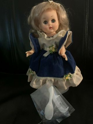Vintage VOGUE GINNY Dolls Bride or Communion Doll and Holiday Girl Doll 2