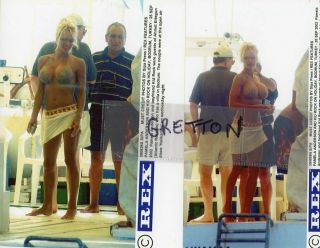 Sexy Busty Leggy Pamela Anderson Rare Candids 2 Press Photos 10