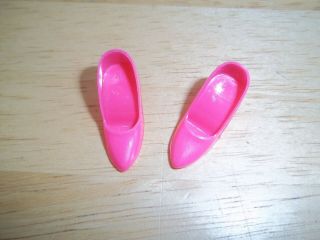 Vtg.  Barbie Extravaganza - Red Fantastic Hot Pink Closed Toed Shoes Japan & Vg