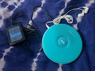 Rare Vtg Blue Portable Digital Sony Cd Walkman With Adapter And Earphones