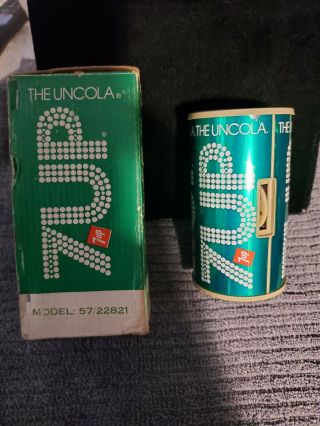 Mom Vintage 7 Up Can Radio  With Rare Box