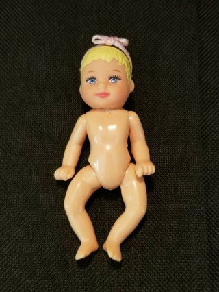Vtg 2000 Mattel Barbie Bedtime Baby Krissy crib & accessories 3