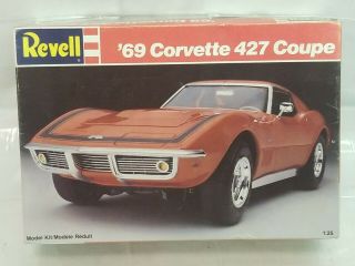 Vintage 1989 Revell 69 Corvette 429 Coupe 1/25 Model 7149