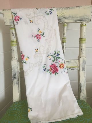 Pretty Vintage Tablecloth White Cotton Colourful Embroidered Flowers Vgc 32”