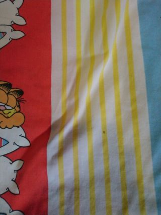 Vintage 1978 Garfield Twin Flat Bed Sheet Sleeping Cat Red Yellow Blue 2
