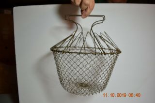 Vintage Collapsible Wire Mesh Egg Basket With Handles 3