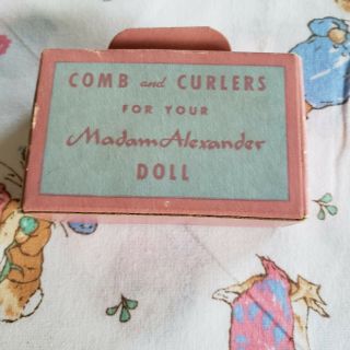 Madame Alexander Vintage Little Women Comb And Curlers