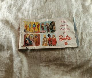 Vintage Barbie “the Lively World Of Barbie” Fashion Booklet 1971
