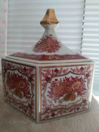 Rare Antique 18th Century England Soft Porcelian Color & Gold Guilding
