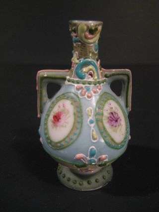 Antique Japanese Porcelain Hand Painted Moriage Dot Enamel Mini Vases (2) 2